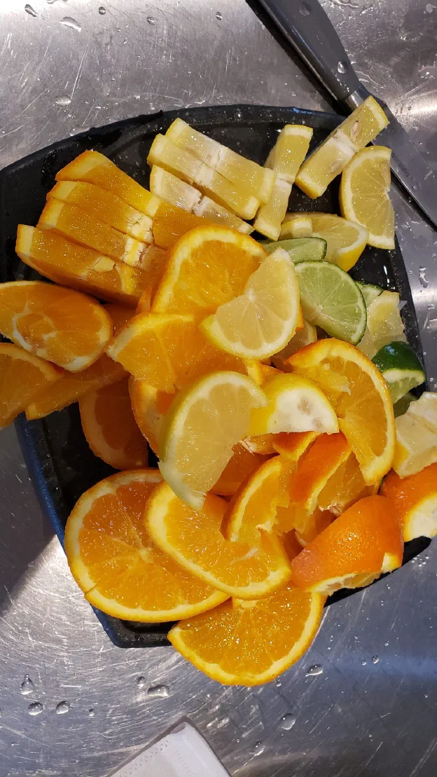 Slice up your fruits into half slices. This gives them plenty of opportunity for the juice to really pour out all over the place.